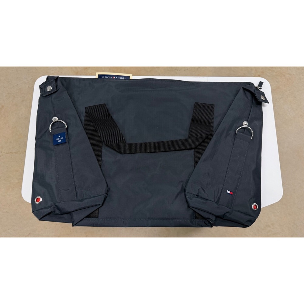 Tommy Hilfiger Large Gym Duffle Bag Gray True Star Men NWT Travel Bag